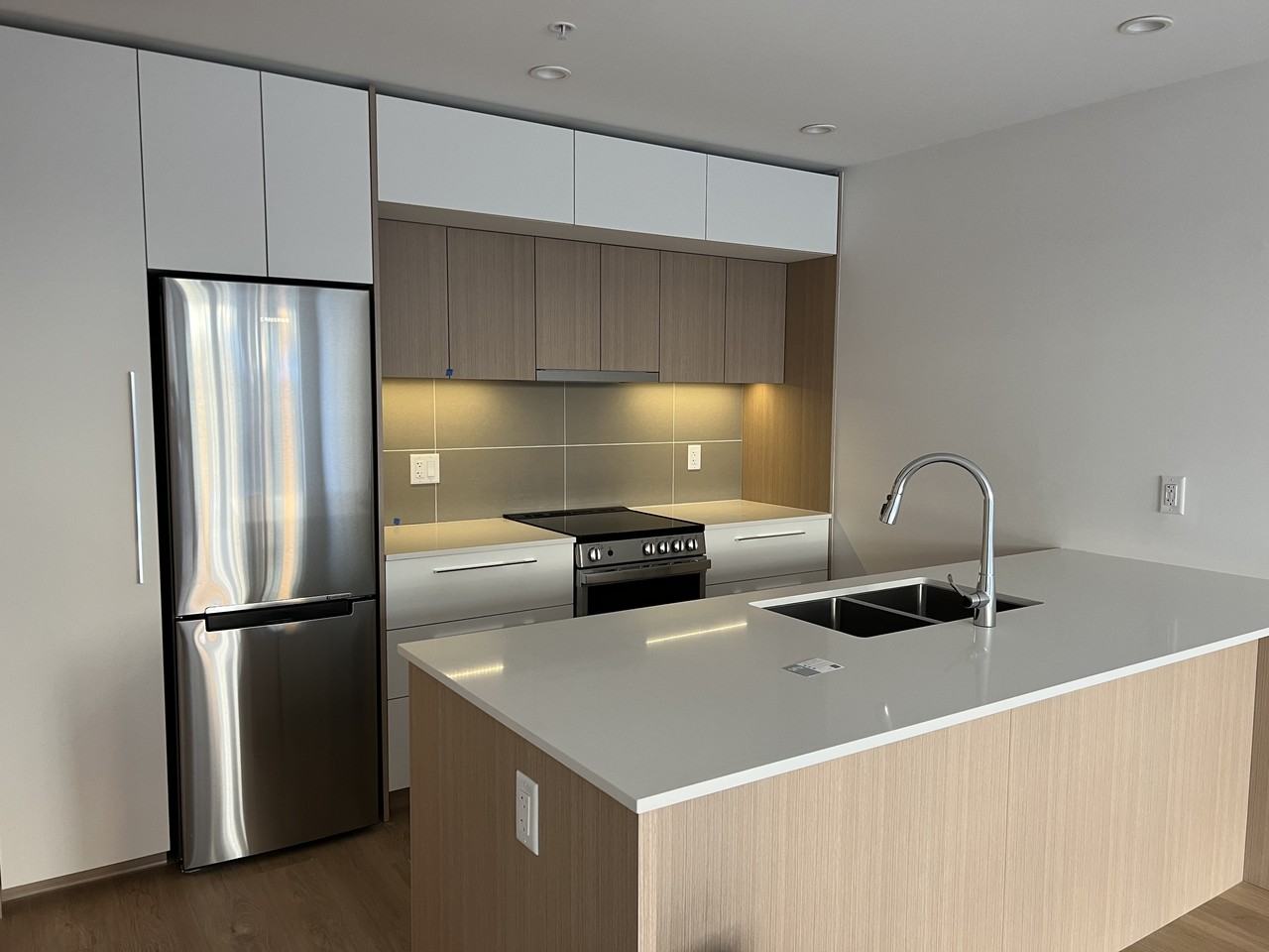 Building photo of 9888 University Cres