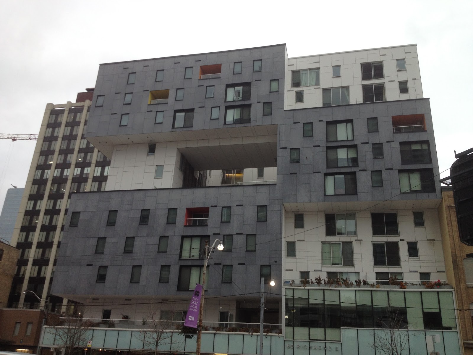 60 Richmond St E, Toronto — building photo