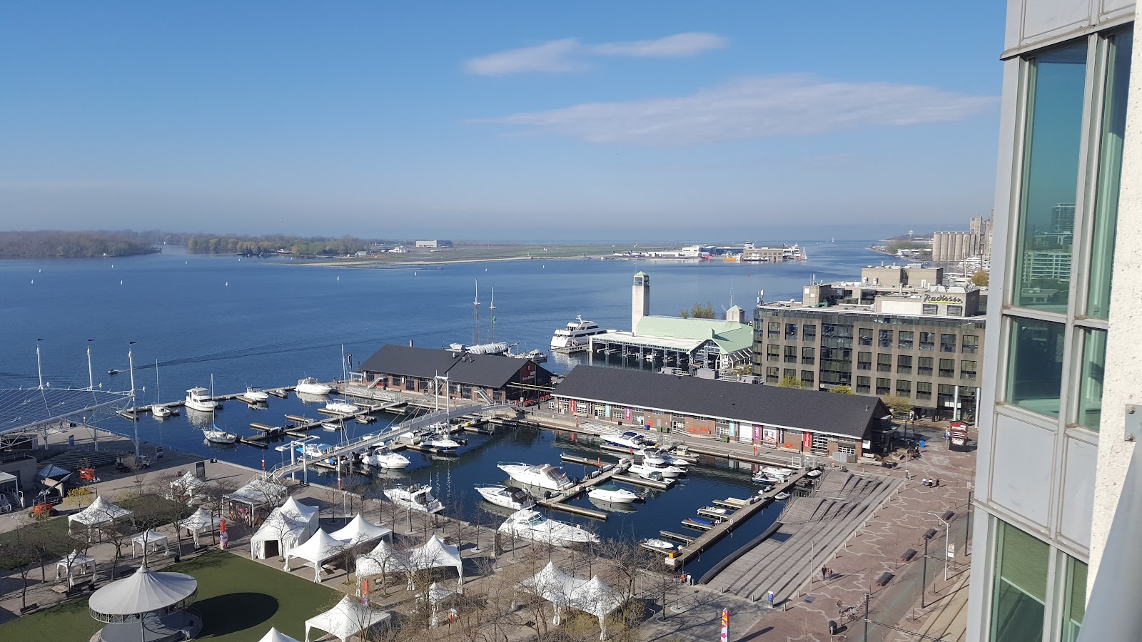 228 Queens Quay W, Toronto — building photo