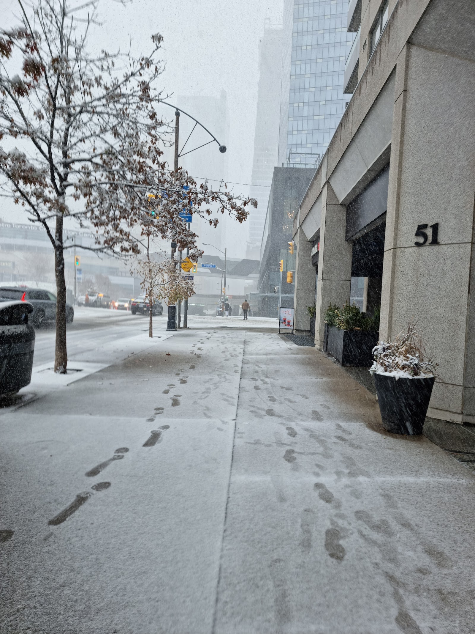 Infinity Ⅰ, Toronto — building photo