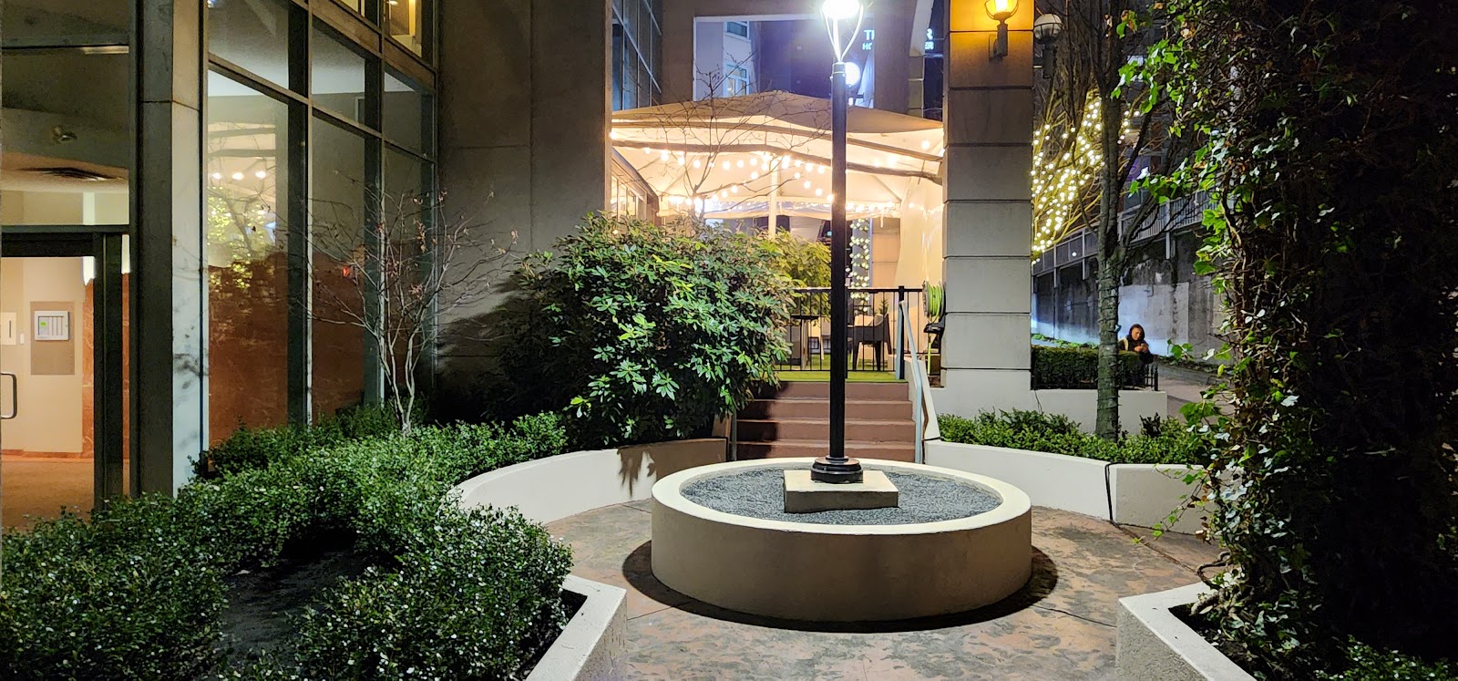 Portofino, Vancouver — building photo