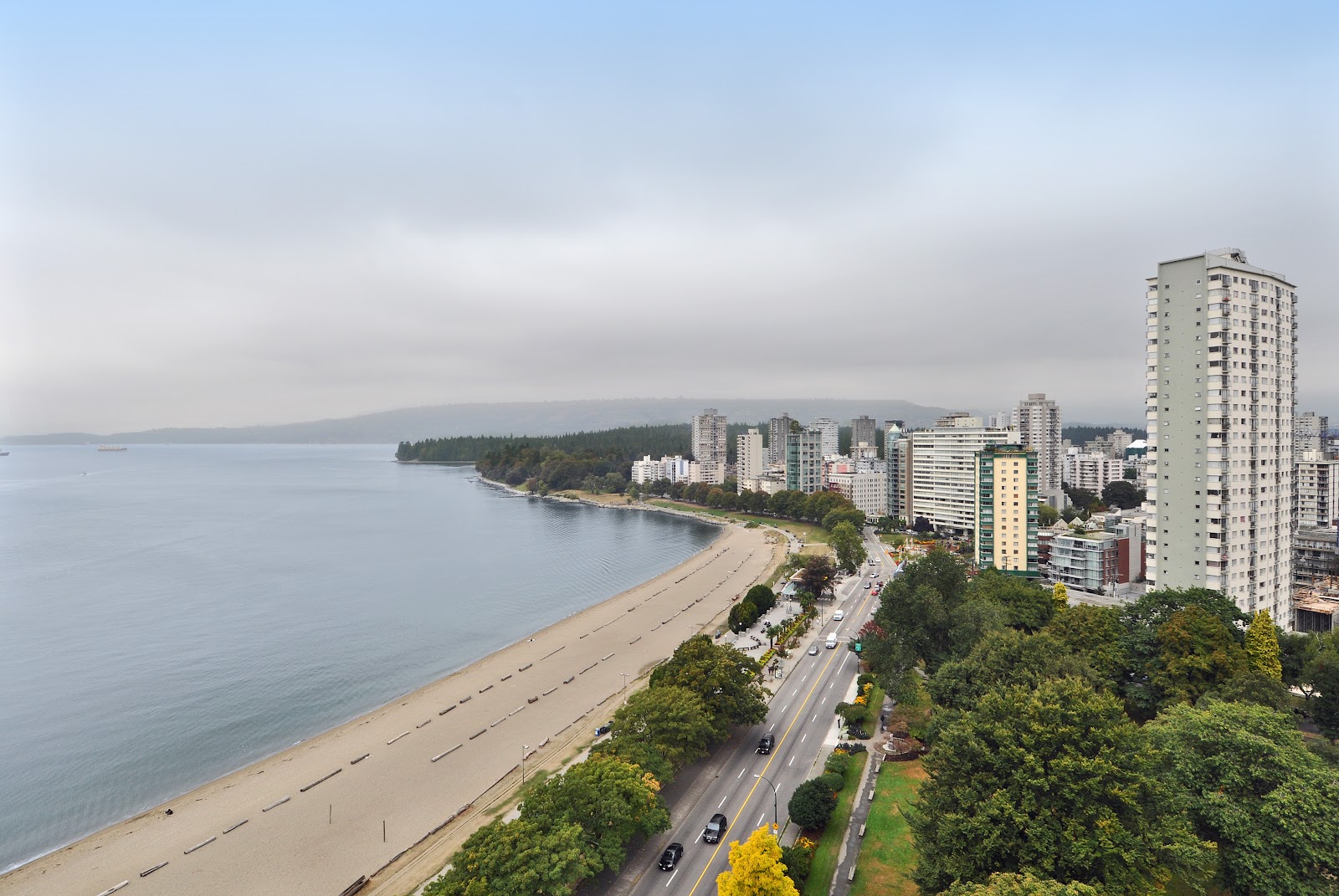 Beach Towers, Vancouver — building photo