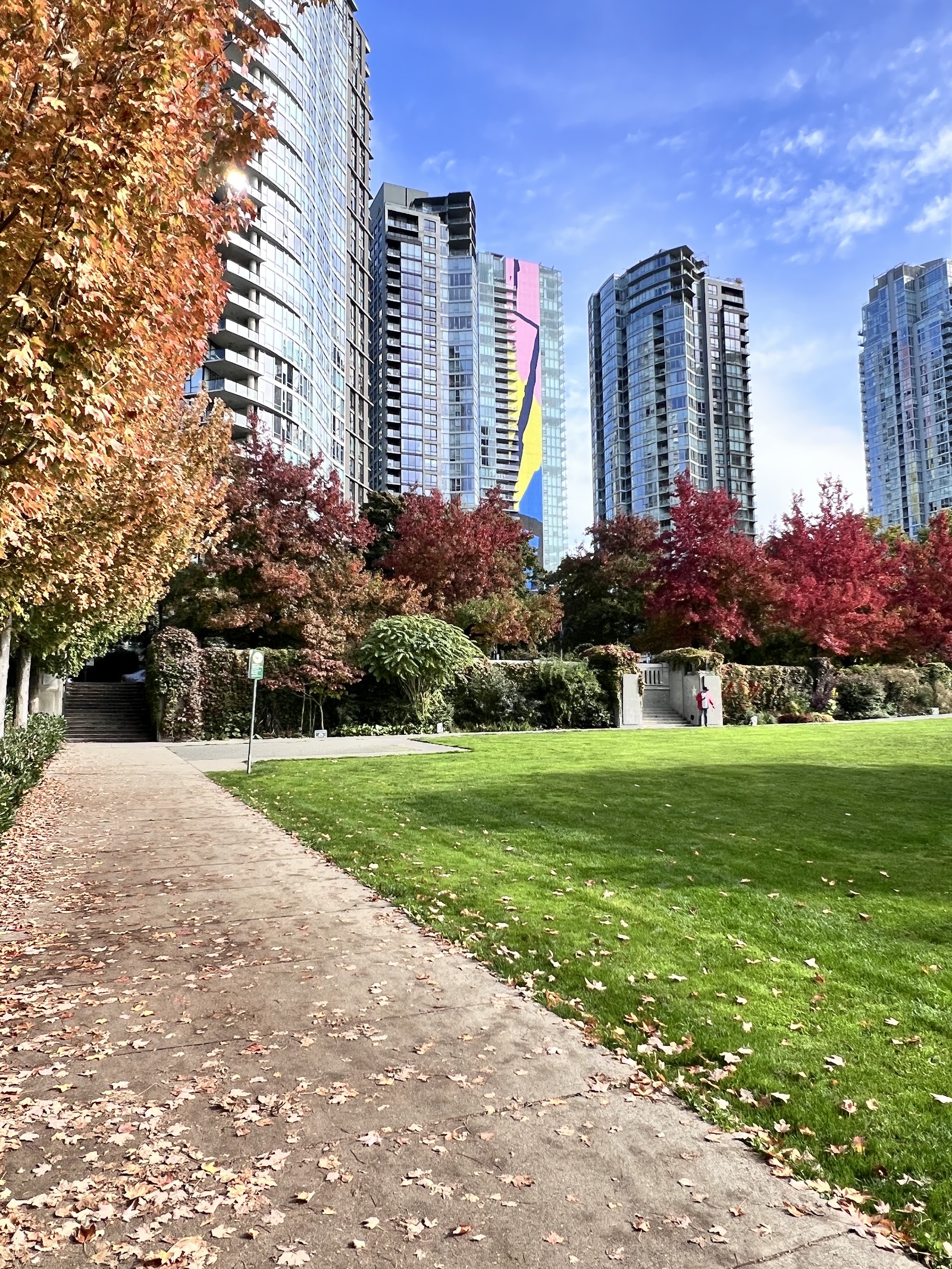 638 Beach Cres, Vancouver — building photo