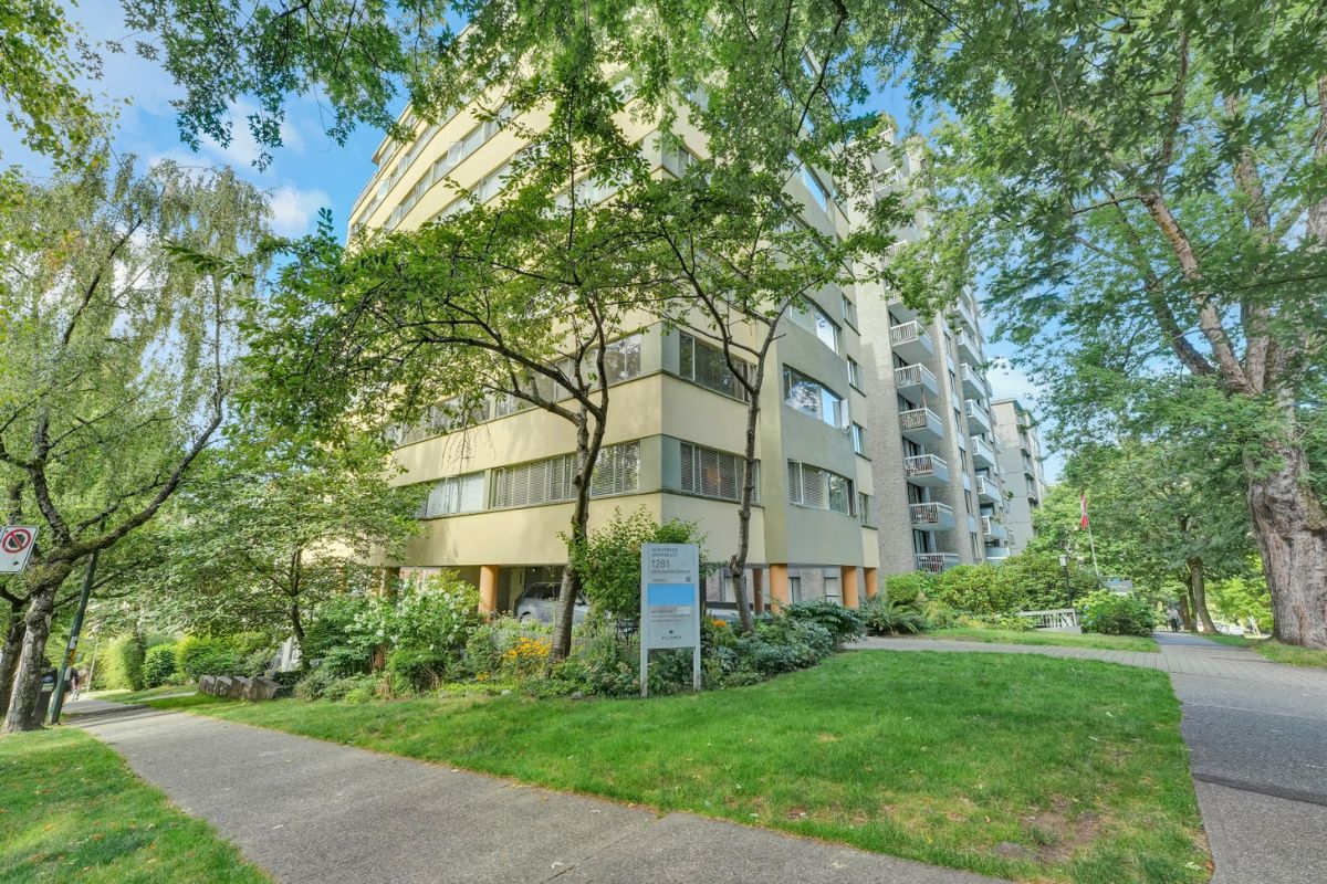 1281 Broughton St, Vancouver — building photo