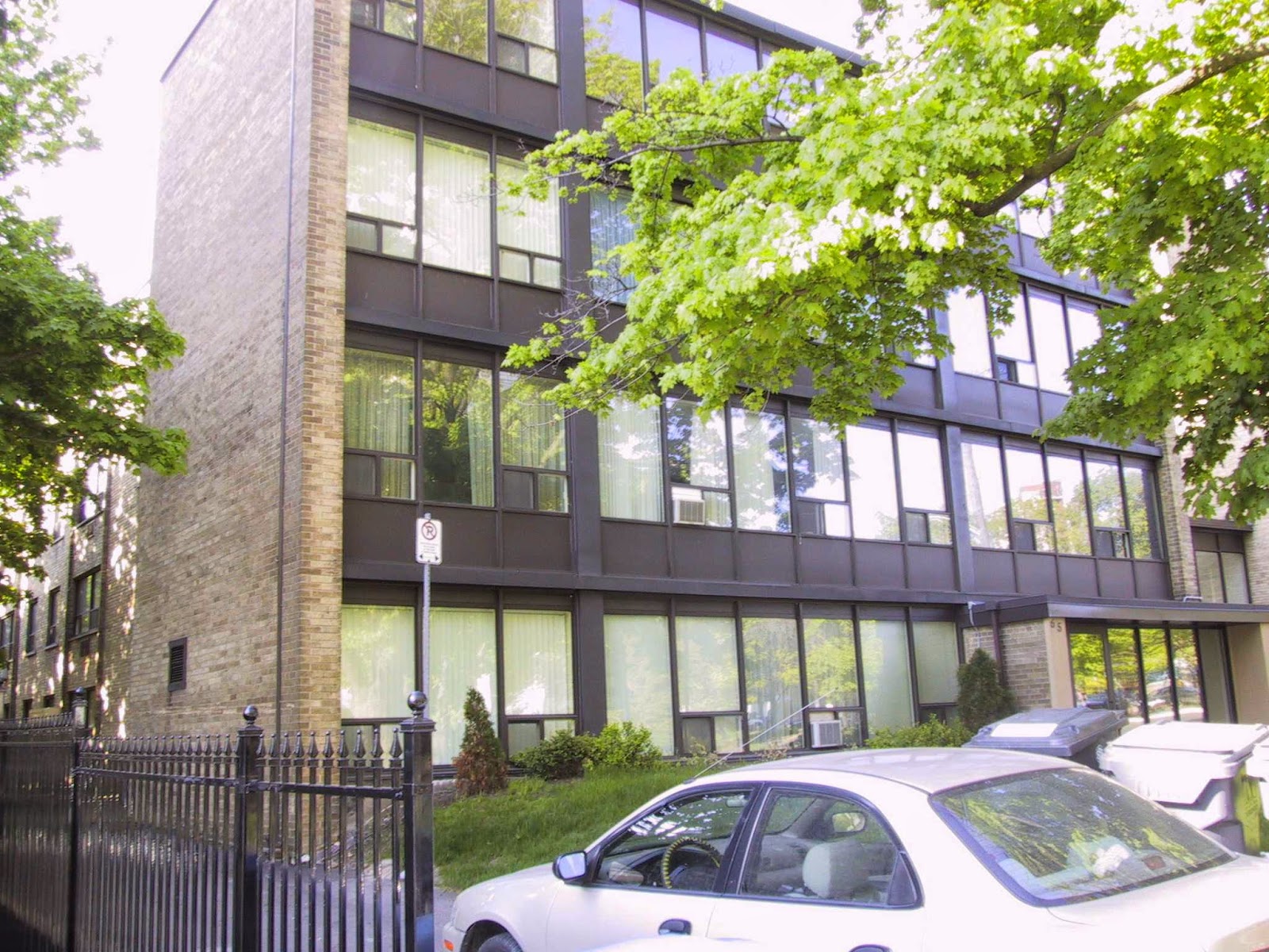 Building photo of Sixty Five Broadway