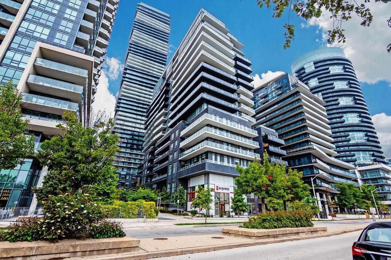 Building photo of Riva Del Lago Condominium