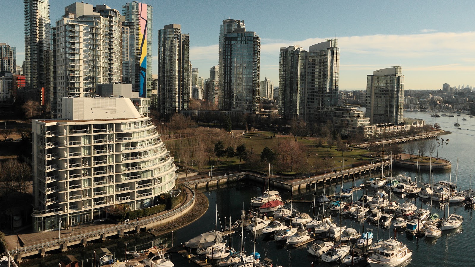 628 Kinghorne Mews, Vancouver — building photo