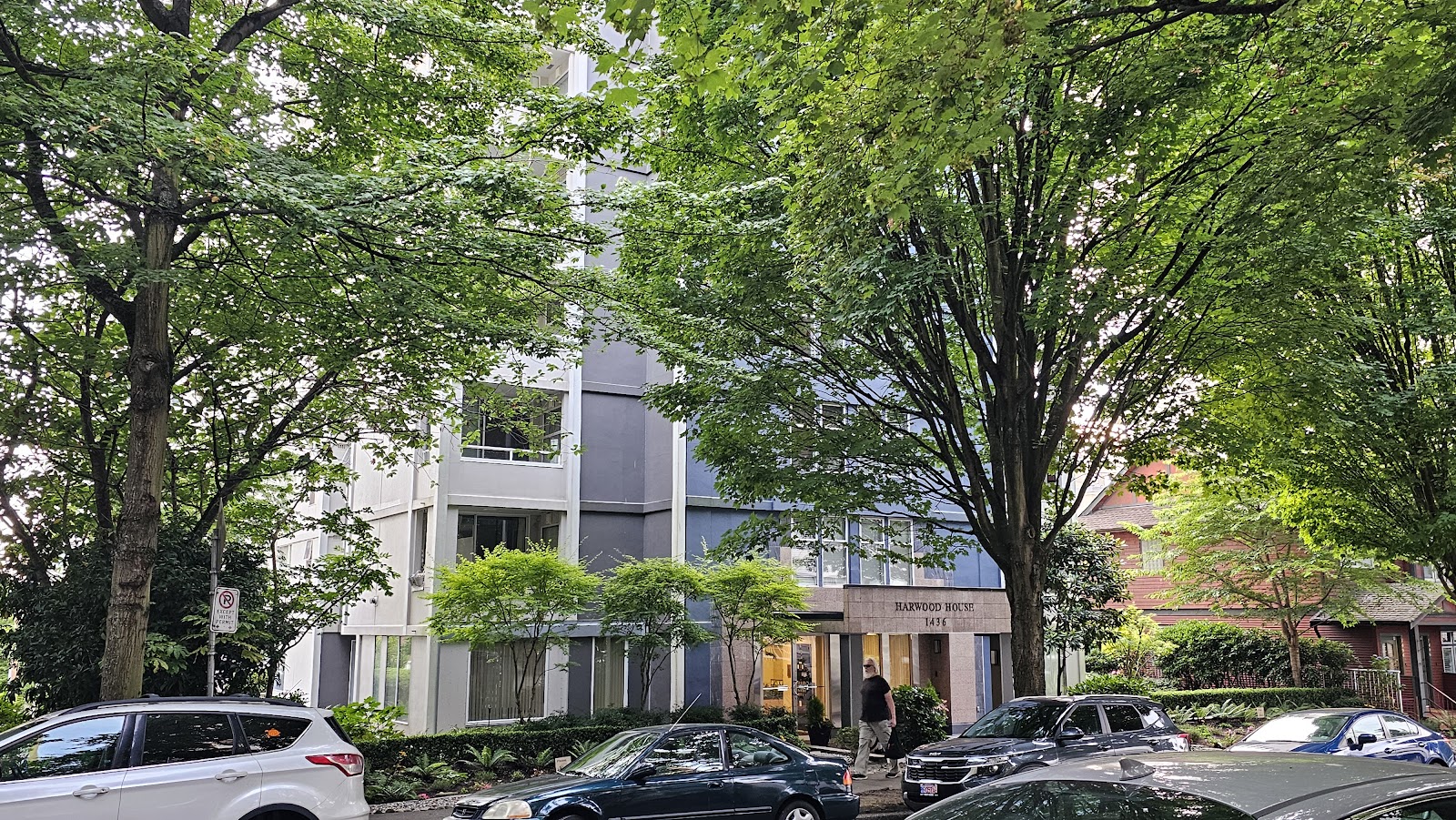 1436 Harwood St, Vancouver — building photo