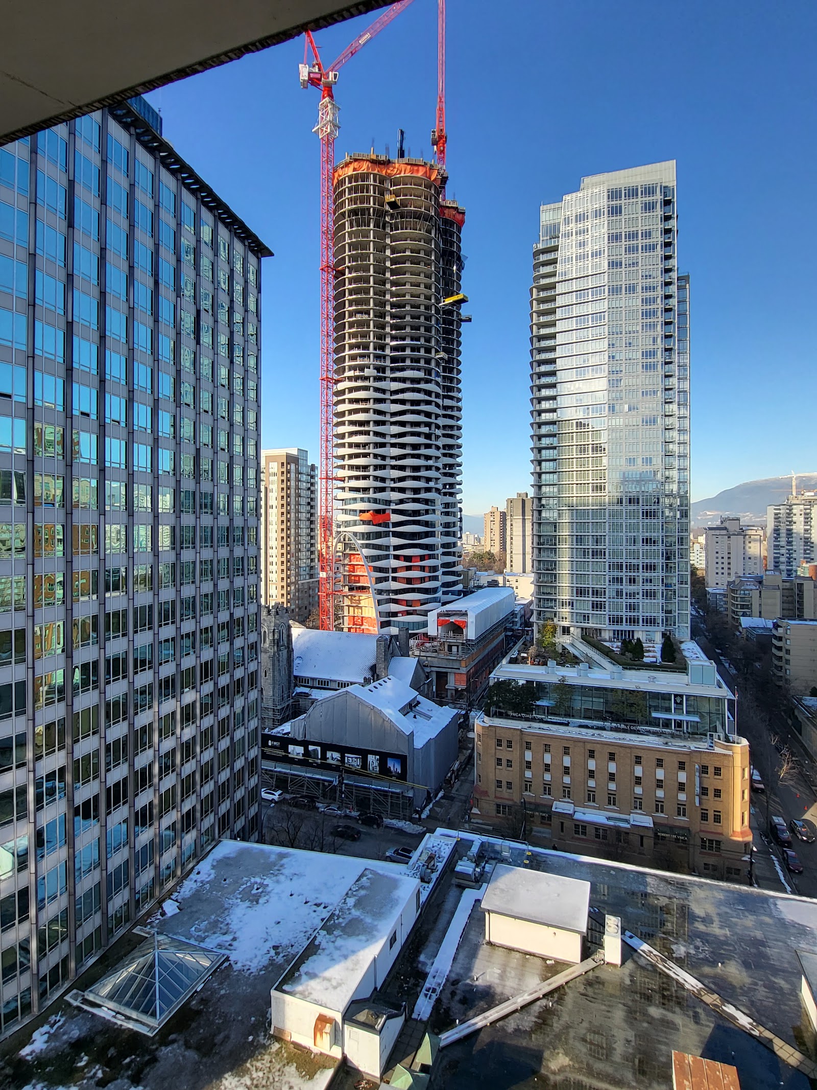 The Electra, Vancouver — building photo