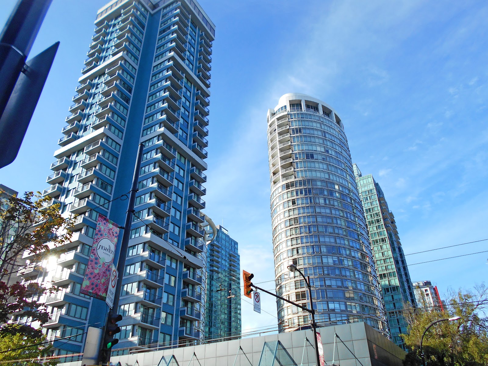 Building photo of The Palisades West Tower