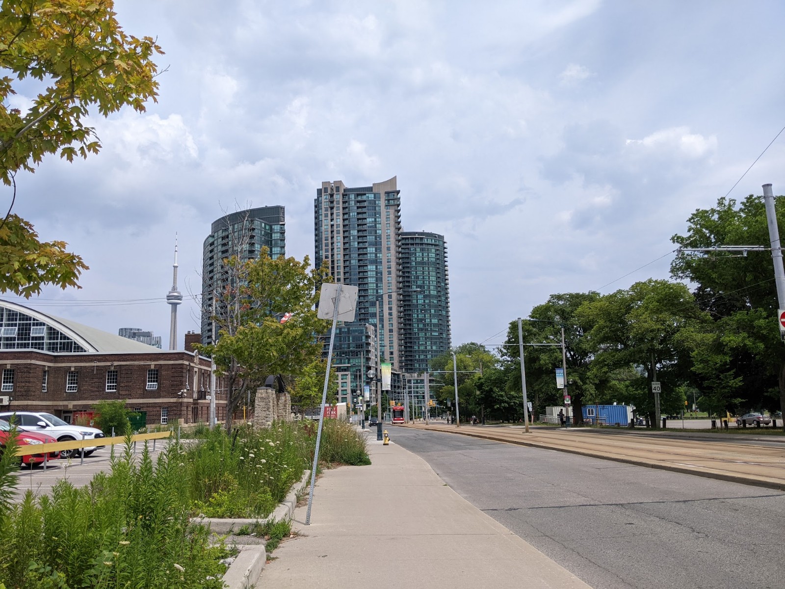 Aquarius at Waterpark City, Toronto — building photo