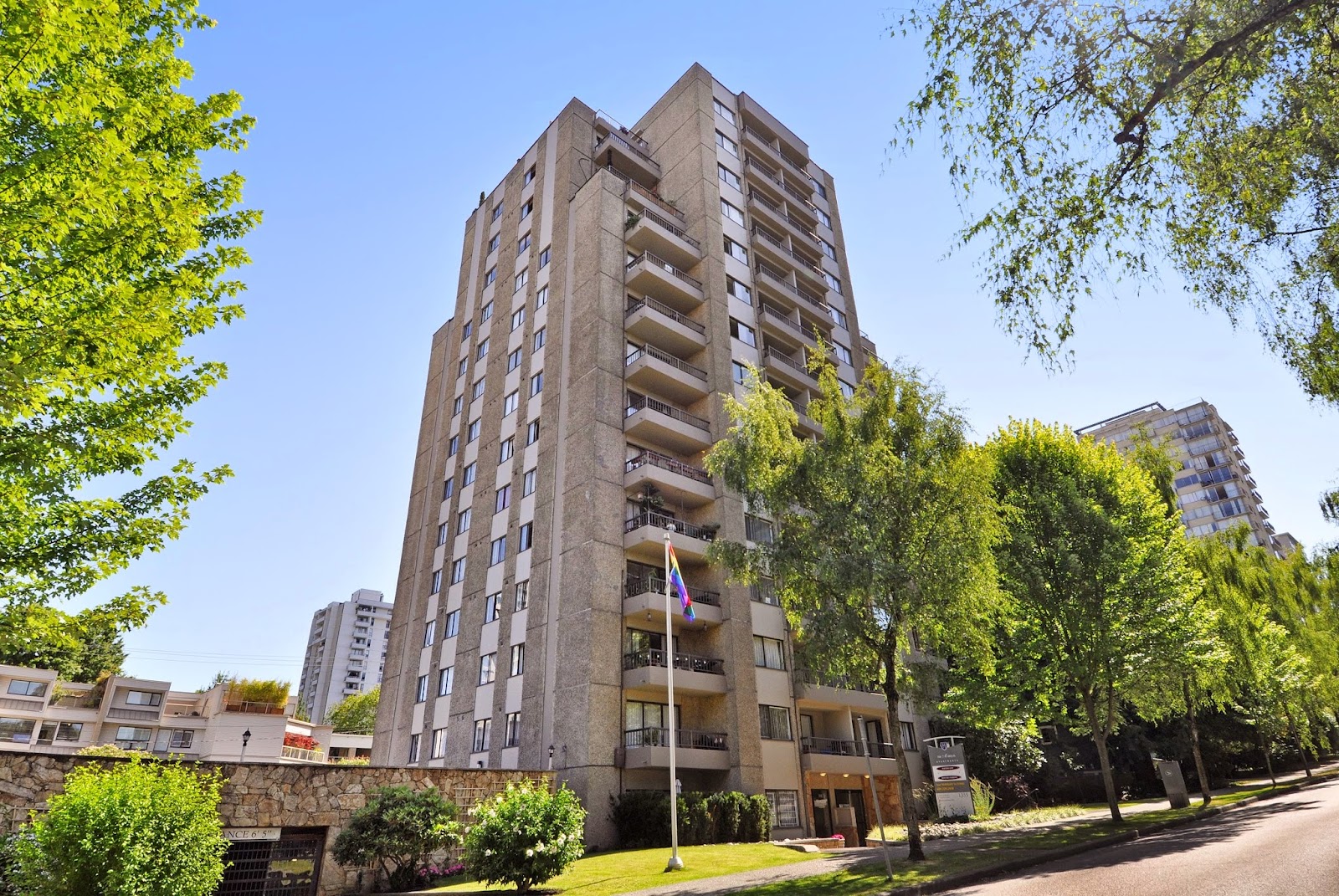 1355 Pendrell St, Vancouver — building photo
