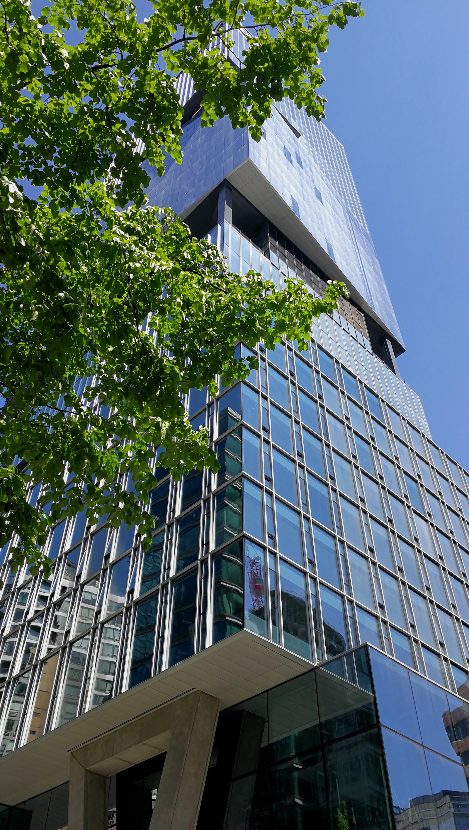1133 Melville St, Vancouver — building photo