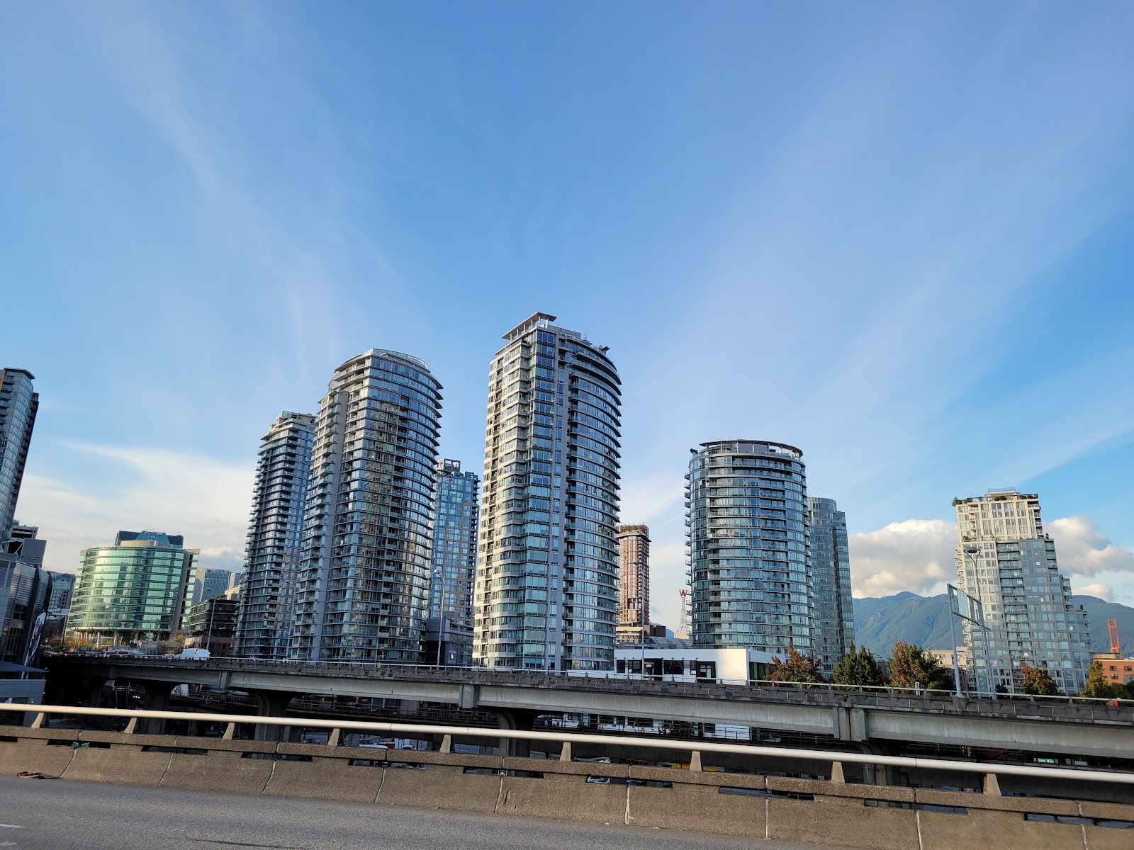 550 Taylor St, Vancouver — building photo