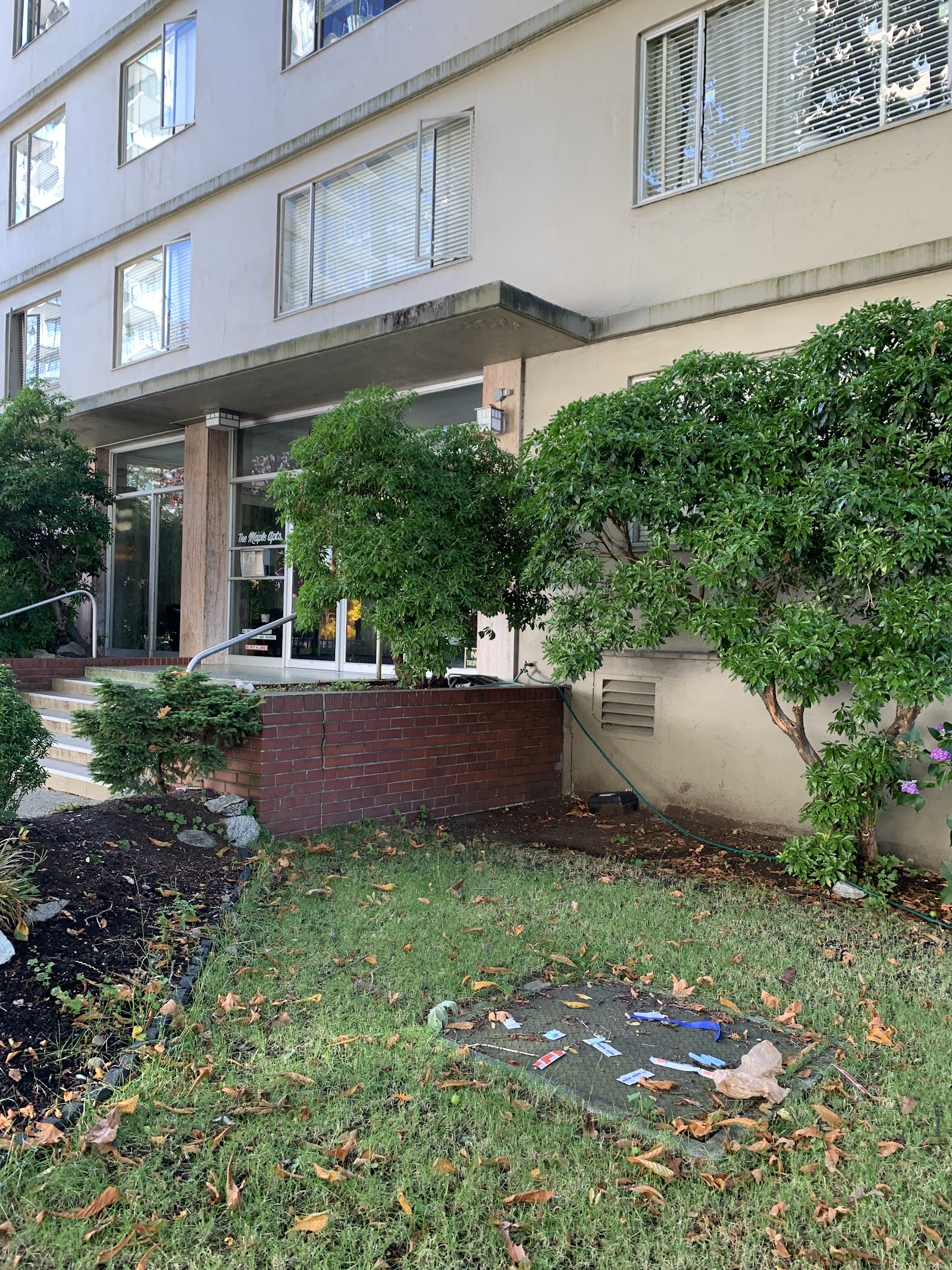 Maple Apartments, Vancouver — building photo