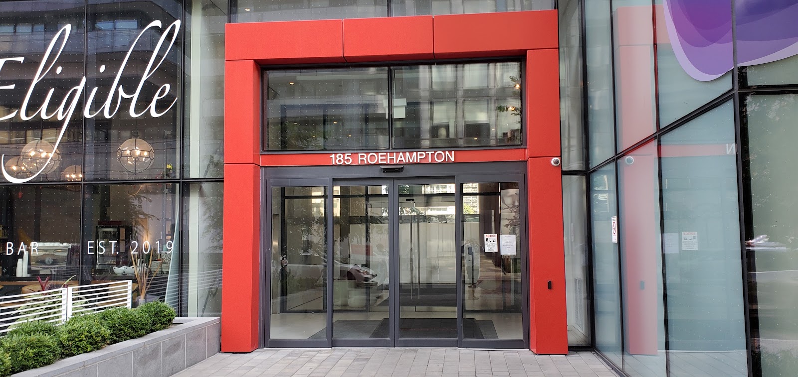185 Roehampton Ave, Toronto — building photo