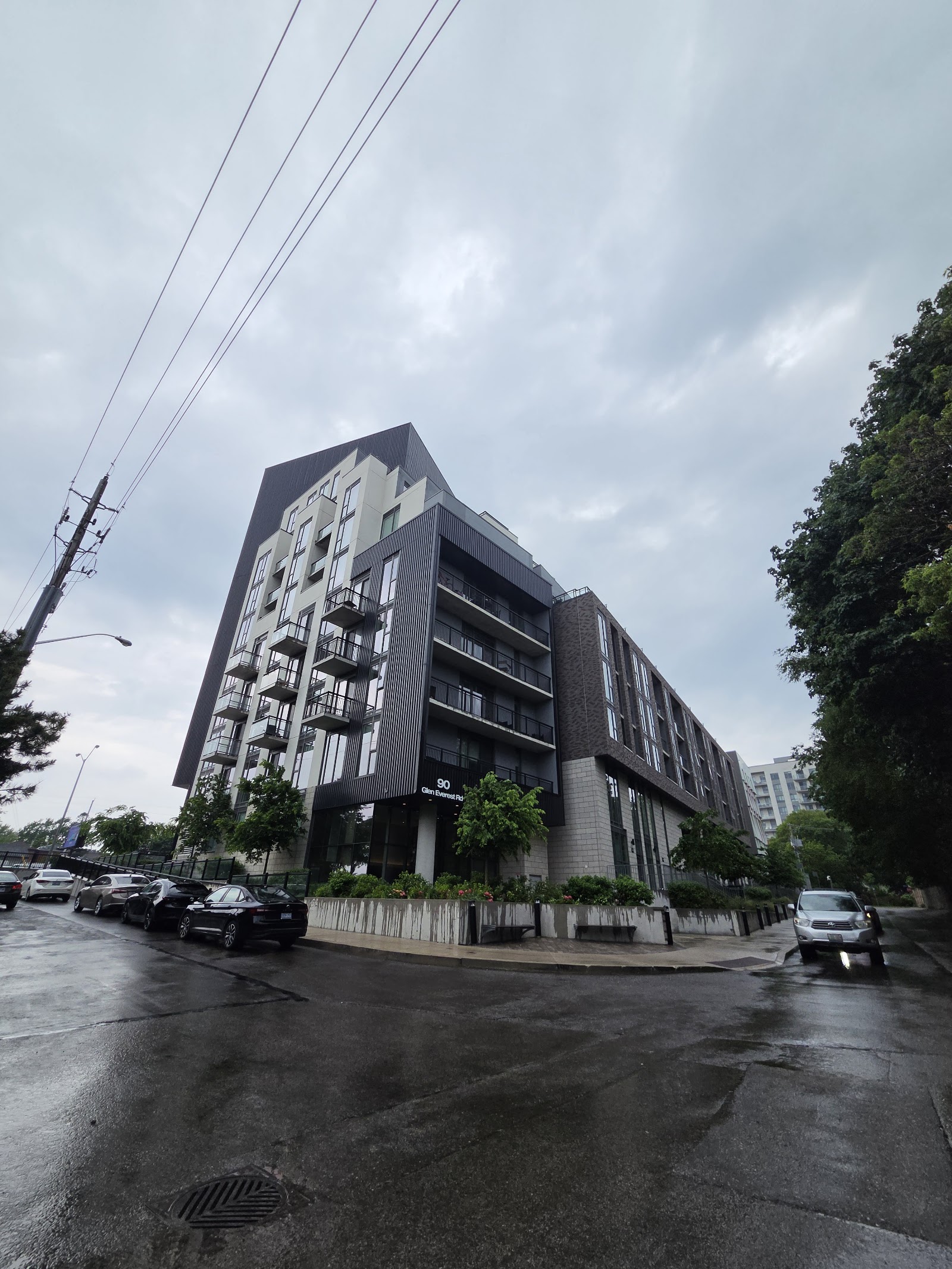 90 Glen Everest Rd, Toronto — building photo