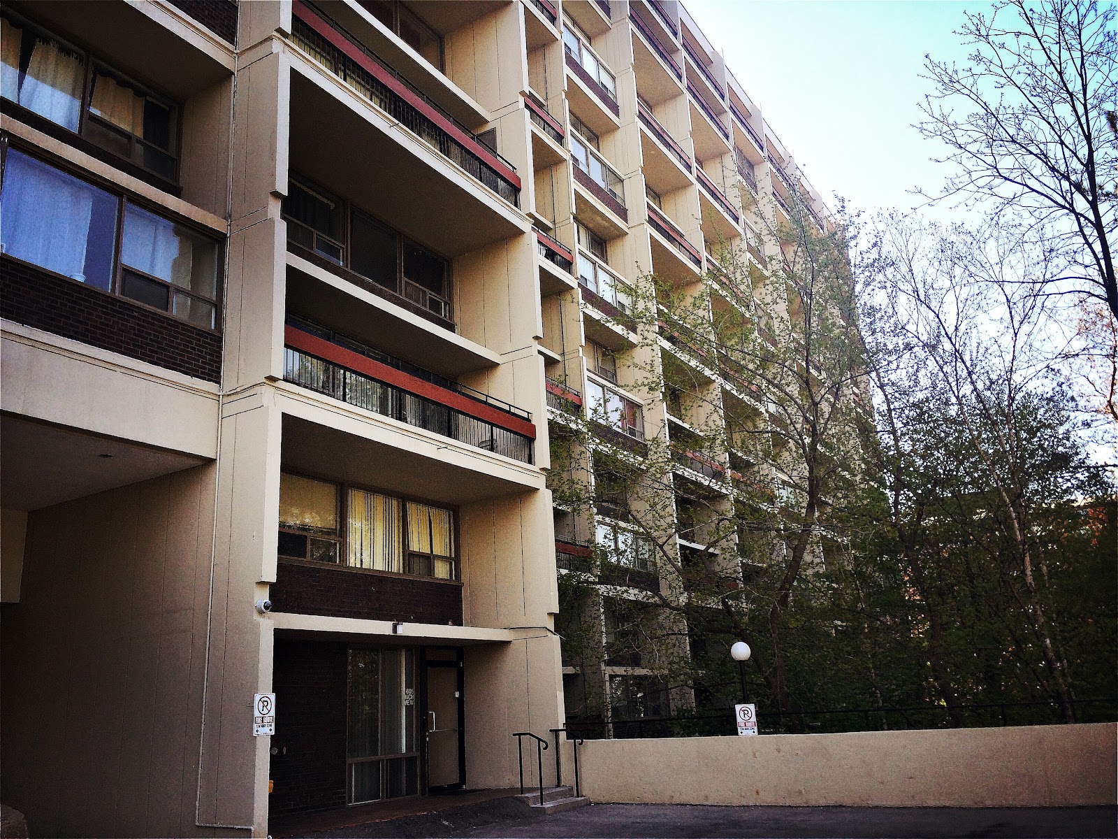 Building photo of Somerset Apartments