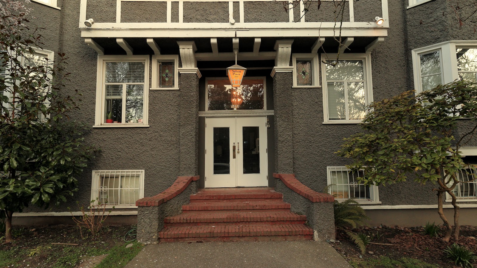 1019 Bute St, Vancouver — building photo