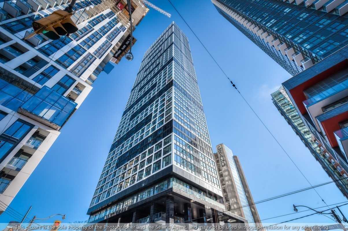 Grid Condos, Toronto — building photo