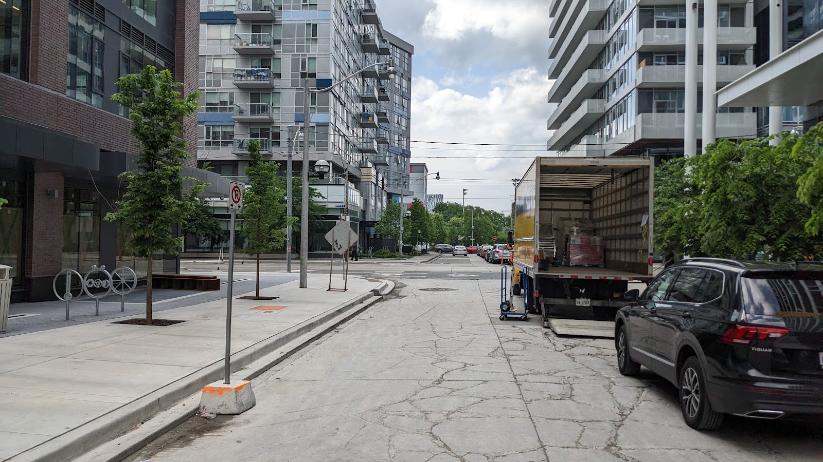 Artsy Boutique Condominiums, Toronto — building photo