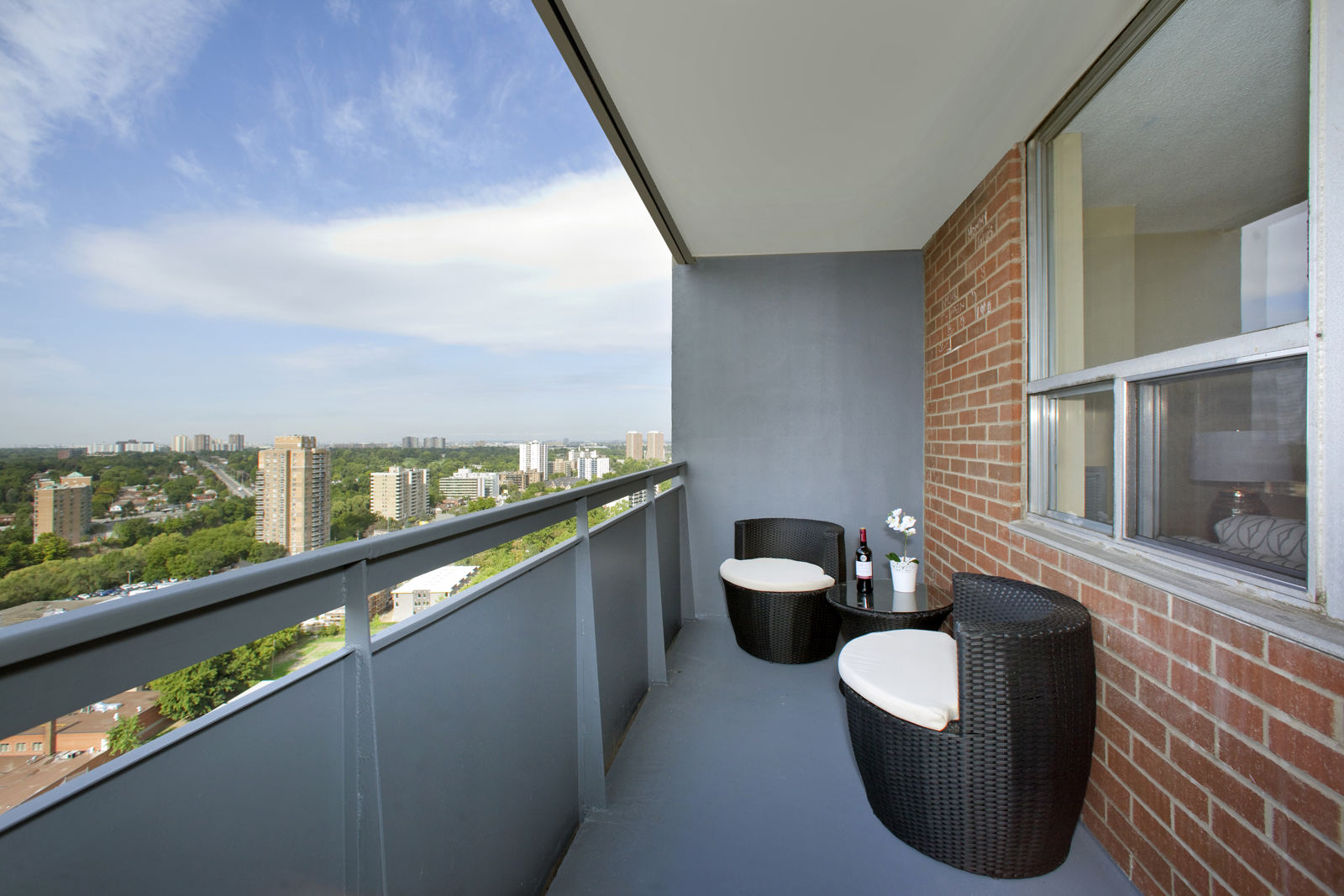 The Residence at Weston, Toronto — building photo