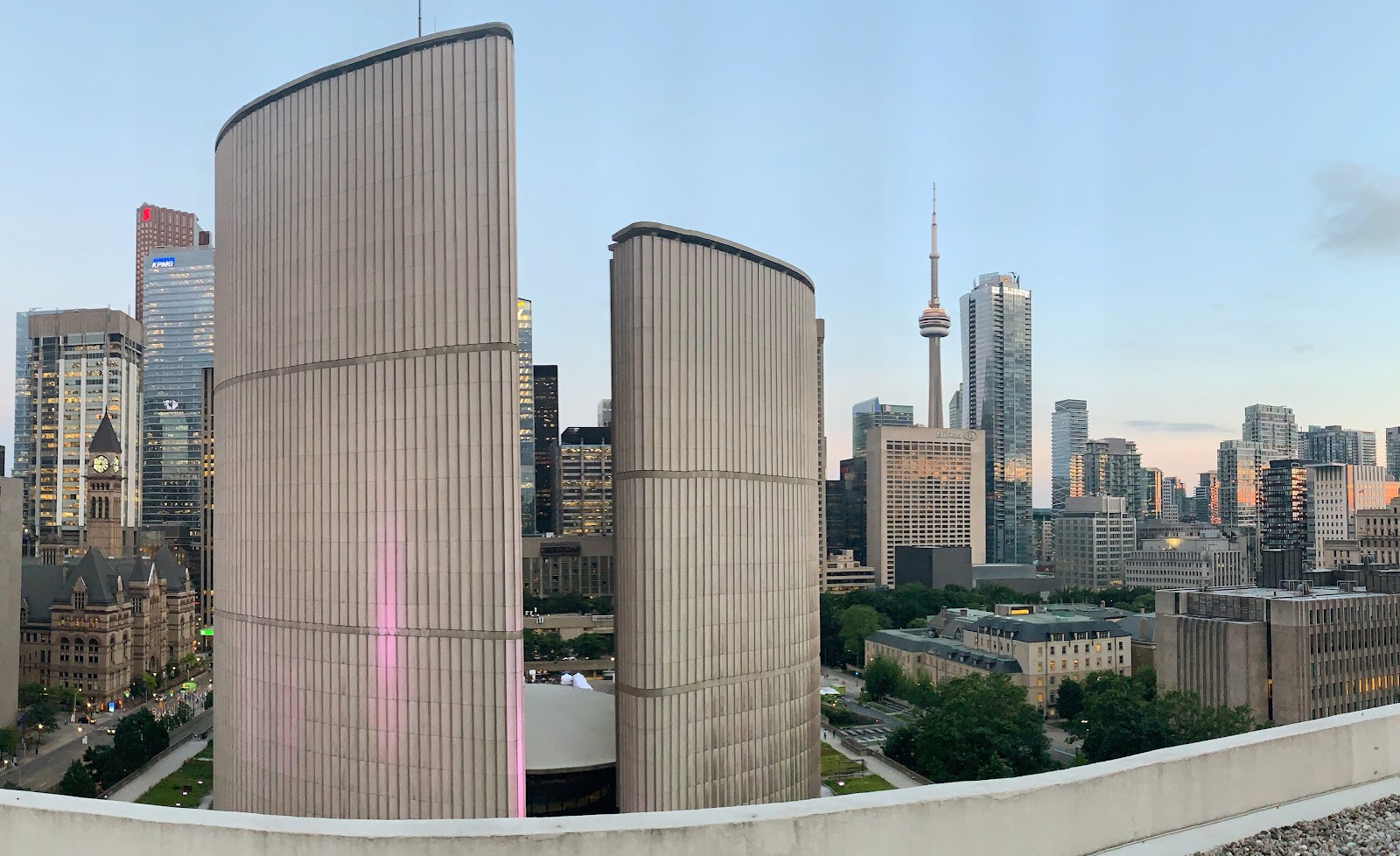 One City Hall Place, Toronto — building photo