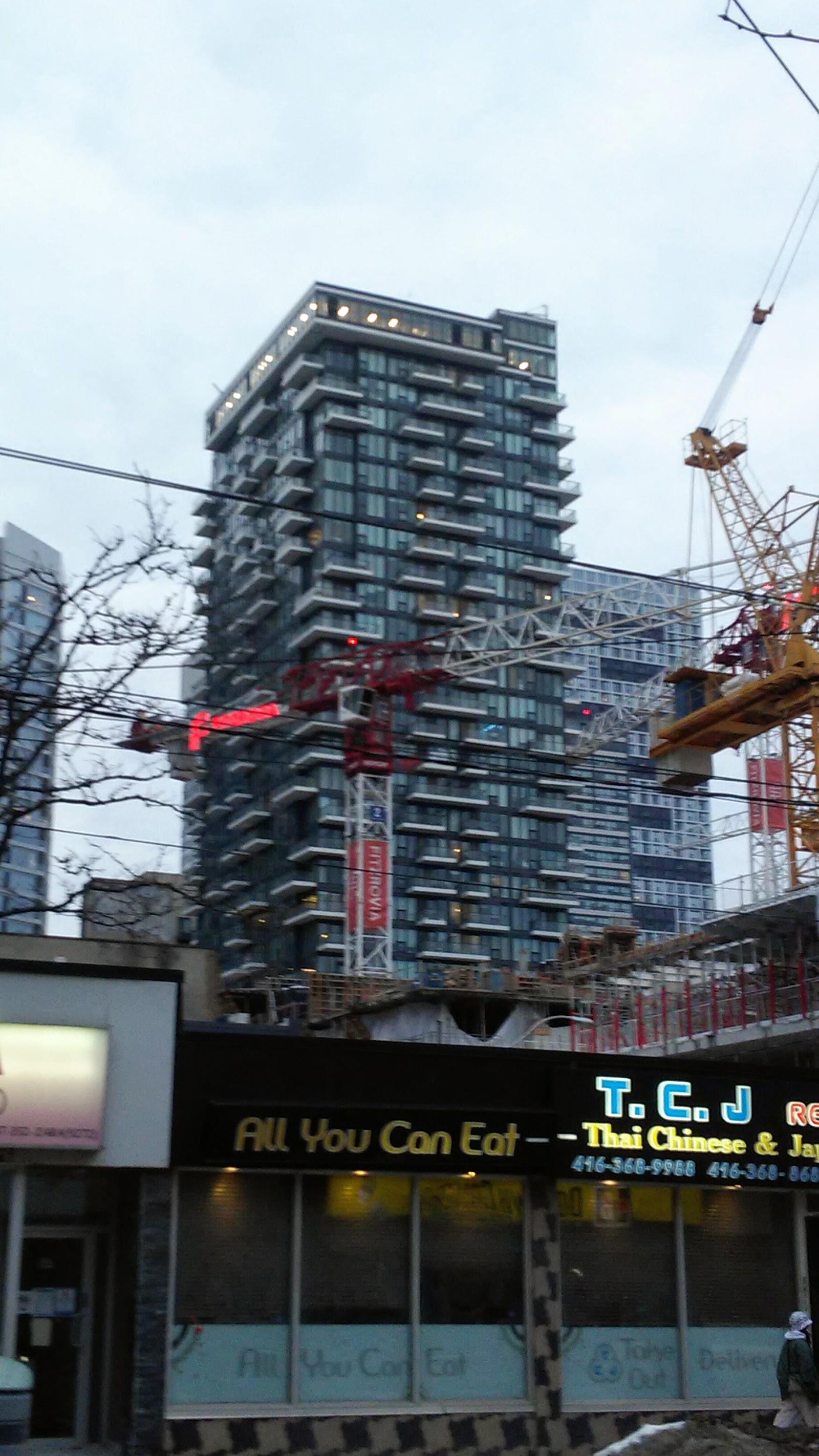 77 Shuter St, Toronto — building photo